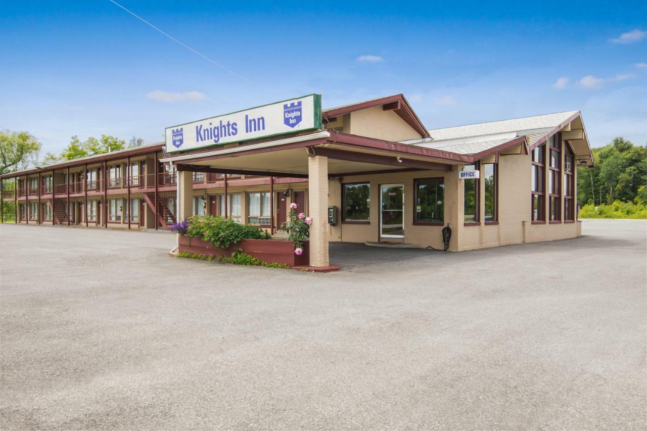 Knights Inn Амстердам Екстериор снимка