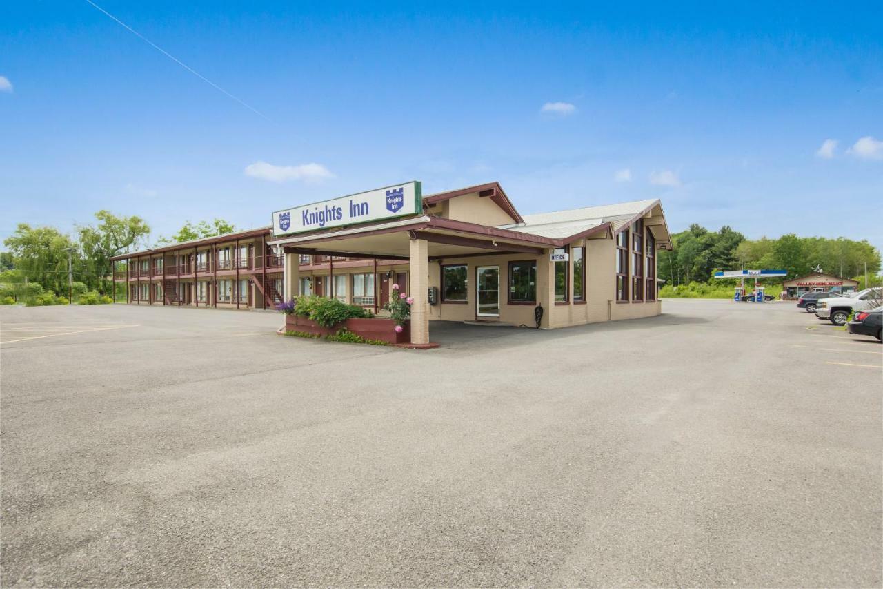 Knights Inn Амстердам Екстериор снимка