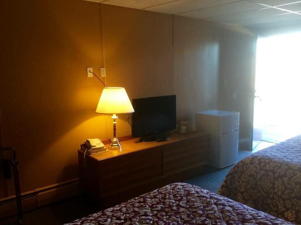 Knights Inn Амстердам Екстериор снимка