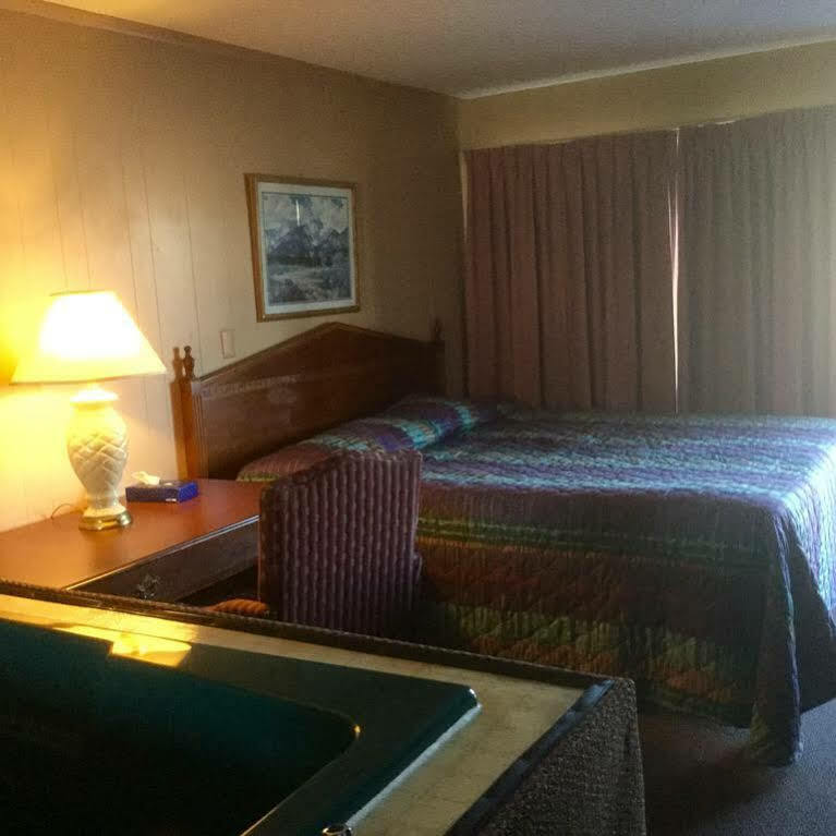 Knights Inn Амстердам Екстериор снимка